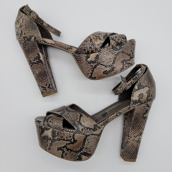 Carmen Platform Leather Sandals Jeffrey Campbell 9 - Picture 3 of 13